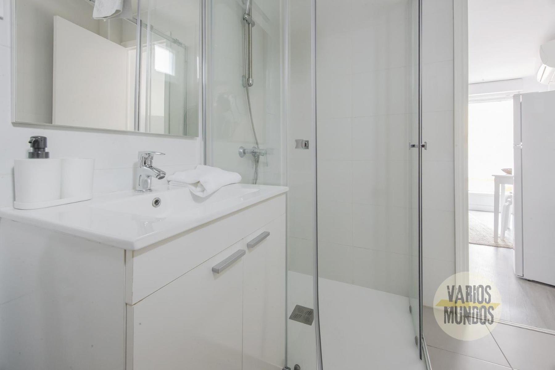 Atico Calle Silva Para 3Pax Con Terraza Esquina Con Gran Via E2 مدريد المظهر الخارجي الصورة