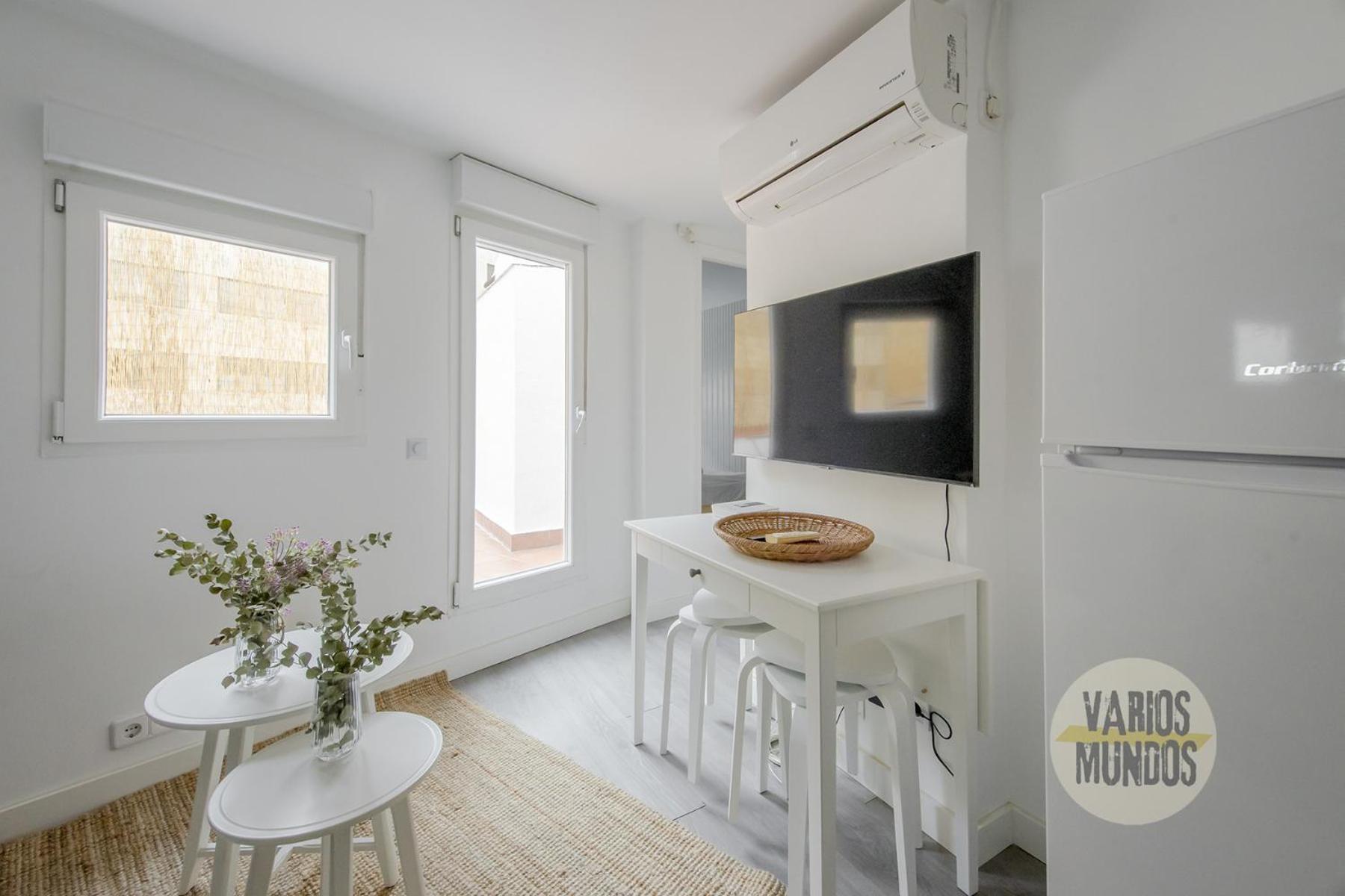 Atico Calle Silva Para 3Pax Con Terraza Esquina Con Gran Via E2 مدريد المظهر الخارجي الصورة