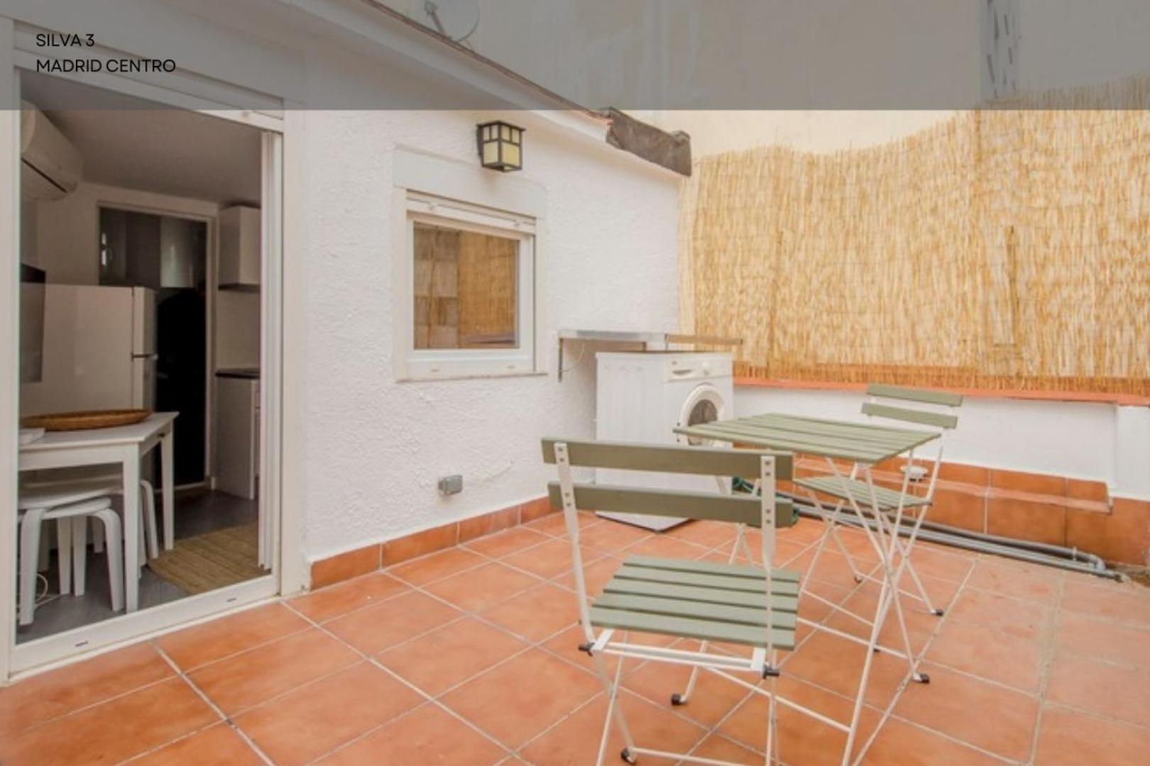 Atico Calle Silva Para 3Pax Con Terraza Esquina Con Gran Via E2 مدريد المظهر الخارجي الصورة
